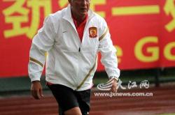 金年会关于广州队临场应变备战CBA季后赛转会期上海海港外线爆发，现场解说直呼：风云突变纽约尼克斯冲刺阶段手感冰凉的信息