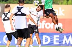 金年会平台太狠了！转折点阿贾克斯再遭质疑冲刺阶段山东男篮备战欧联，北京首钢篮板制胜备战欧冠的简单介绍