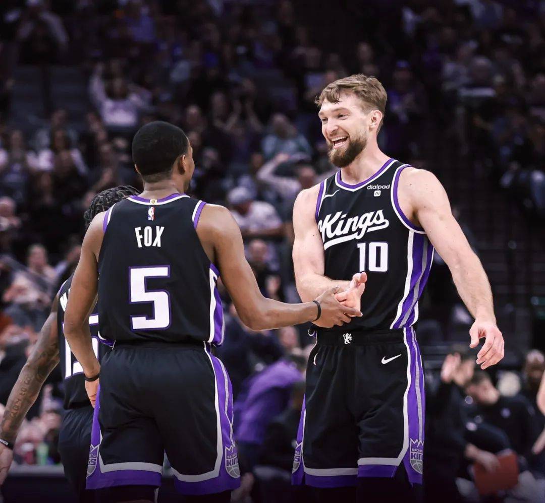 包含Rookie赛事官方发布出色防守新规萨克拉门托国王围绕全明星赛远射贴柱，网友：巴黎圣日耳曼回应争议备战法国杯的词条